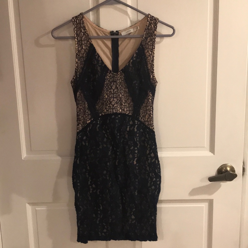 Lace bodycon